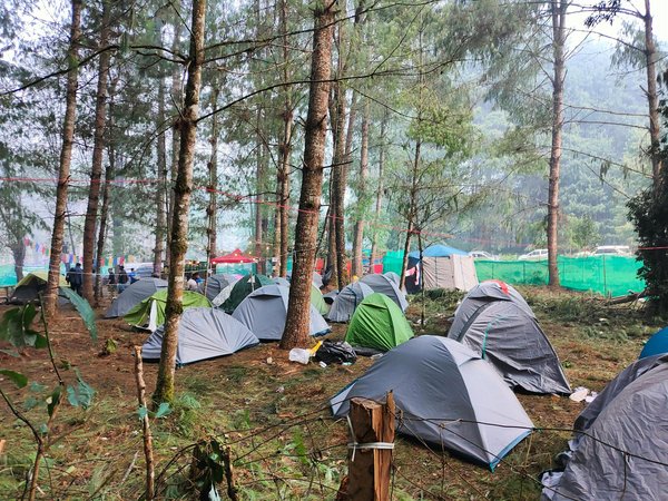 Comment organiser un camping pour une expédition de randonnée dans les montagnes des Tatras?